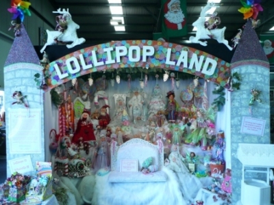   -  Land-
