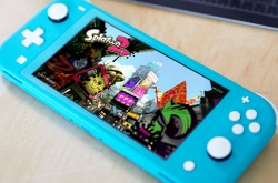 Nintendo Switch Lite разлетаются как горячие пирожки, первые отзывы про облегченную консоль