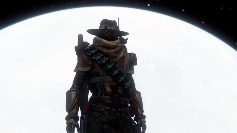     -  Elite Dangerous: Odyssey     