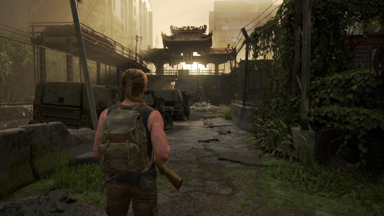 : Naughty Dog     The Last of Us   Escape from Tarkov