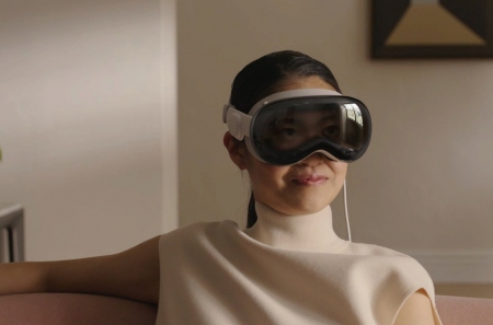 Apple представила шлем дополненной реальности Apple Vision Pro, ориентированный на обычные игры