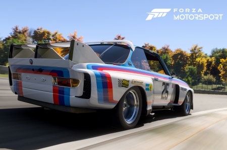 В Forza Motorsport добавили знаменитую трассу в Брэндс-Хэтч и спортивные автомобили из 1960-х годов