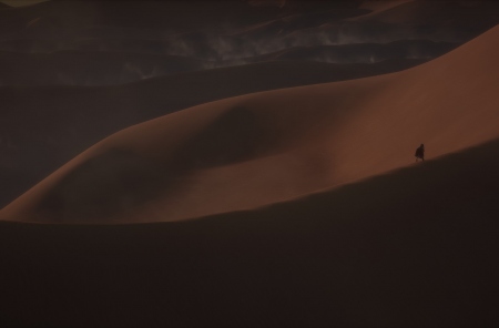 Dune: Awakening    Conan Exiles