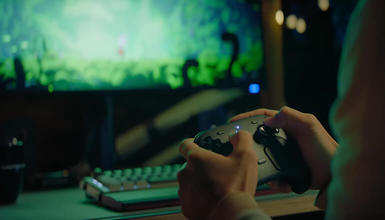 Valve анонсировала приставку, геймпад и VR-гарнитуру Valve анонсировала приставку, геймпад и VR-гарнитуру